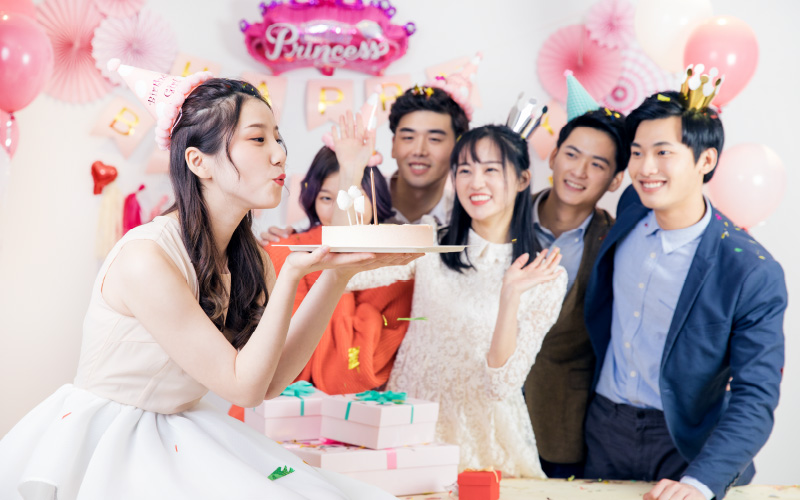 為了讓員工感受到方林大家庭的溫暖，公司每